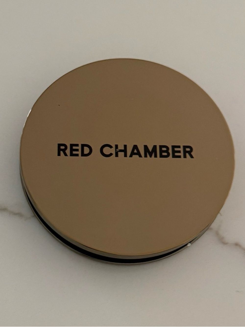 RED CHAMBER Compact highlighter